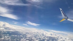 Z głową w chmurach - anatomia chmur z lotu ptaka